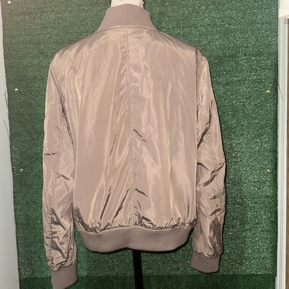 Light Jacket - Picture 9 of 9